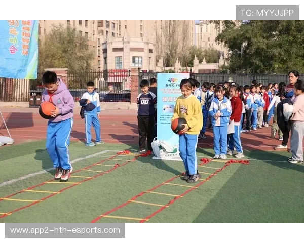 体育教育与社会服务结合，青少年发展更平衡