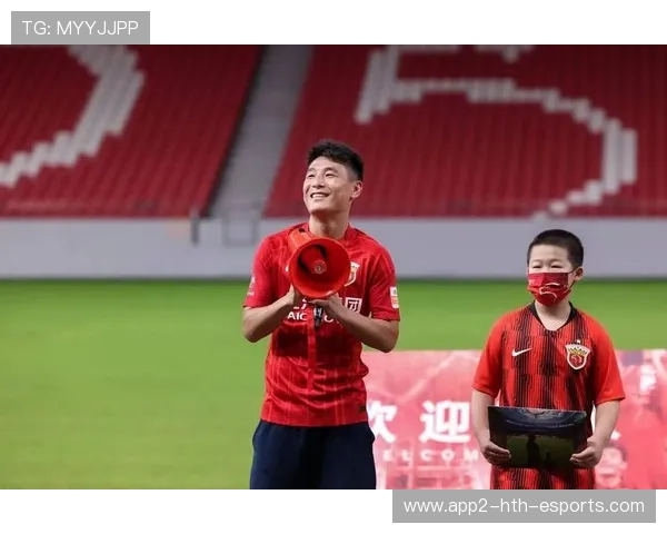 中国足球国家队持续优化后场防线默契配合，中国足球后备力量